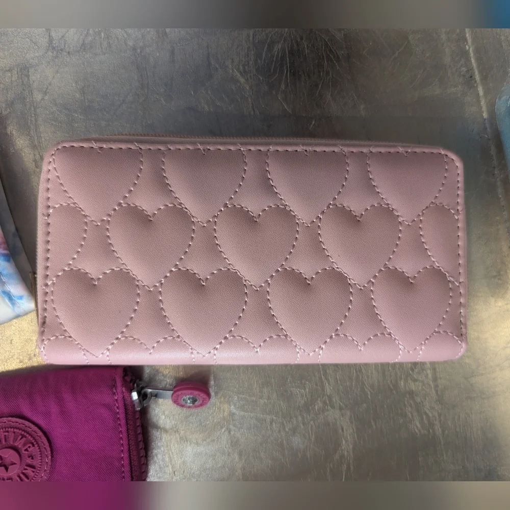 🩷 Kipling Live Light Pink Hearts Cosmetic Bag, Wallet CC Holder